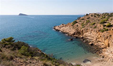 playas nudistas cerca de benidorm|Descubre las espectaculares playas nudistas en Benidor